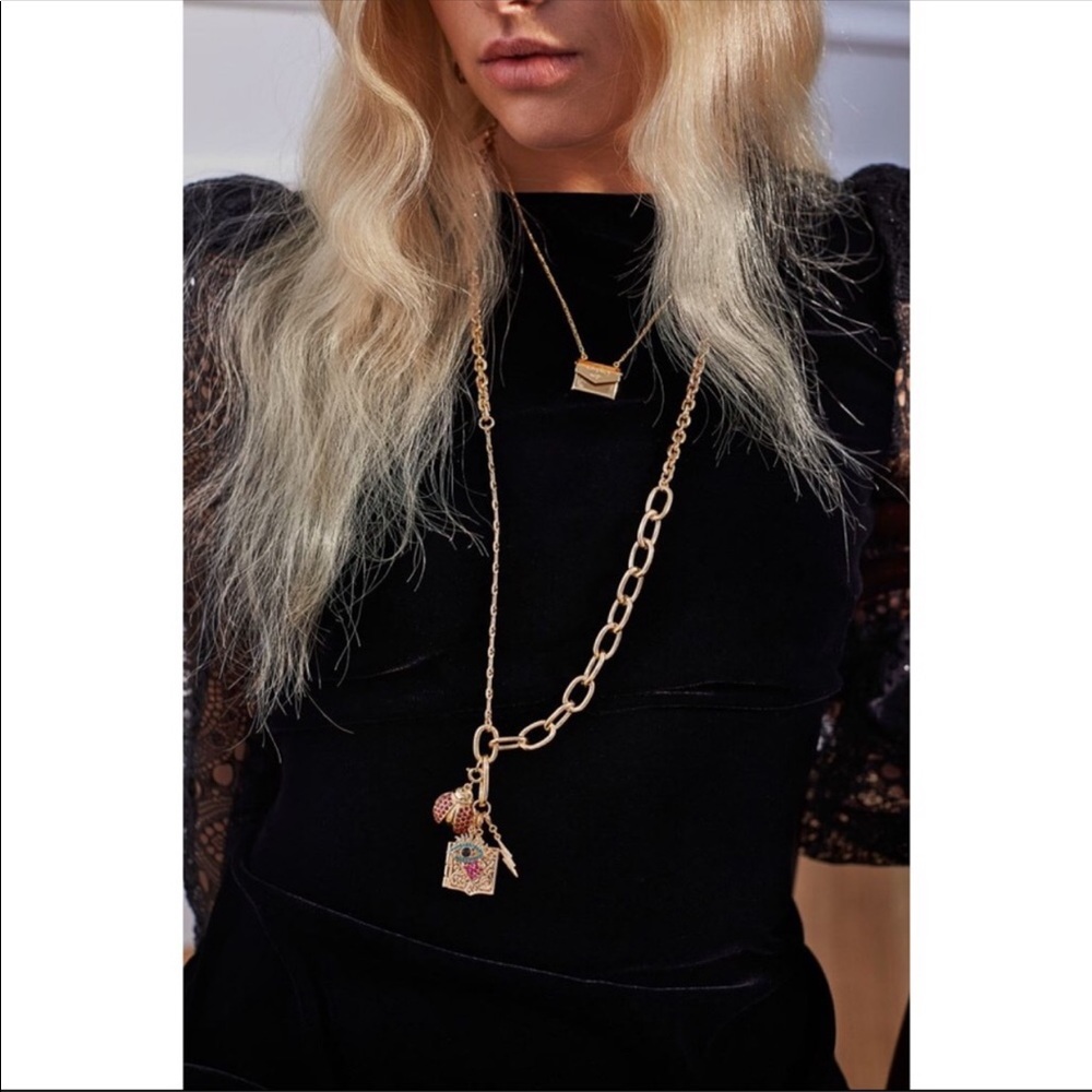 The Vampires’ Wife x H&M Pendant Necklace